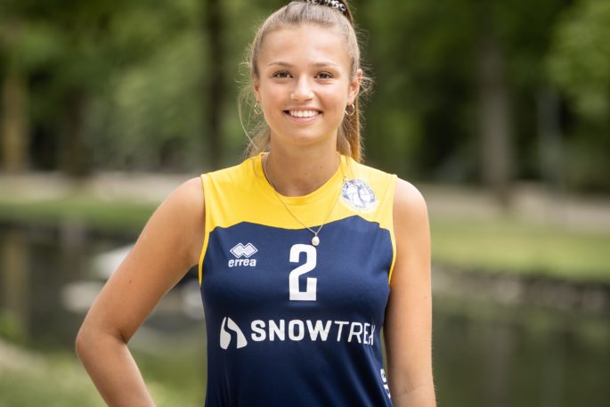 Hannah Bolsius von Damen II zum Team DSHS SnowTrex Köln