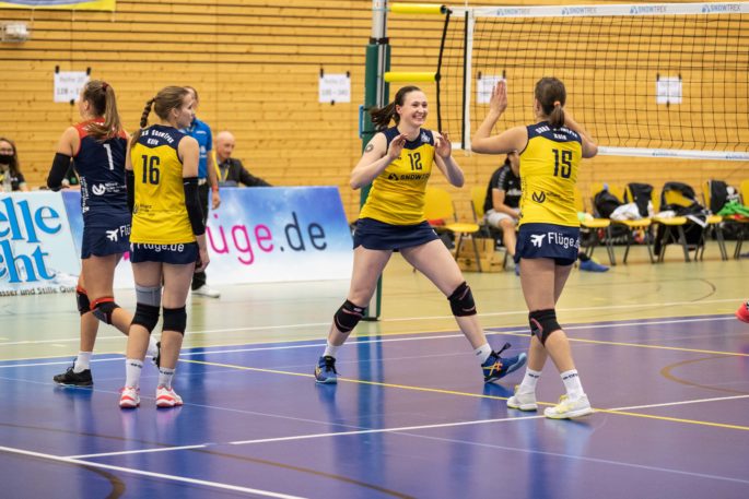 DSHS SnowTrex Köln kämpft sich gegen Dingden zum Sieg DSHS SnowTrex Köln kämpft sich gegen Dingden zum Sieg