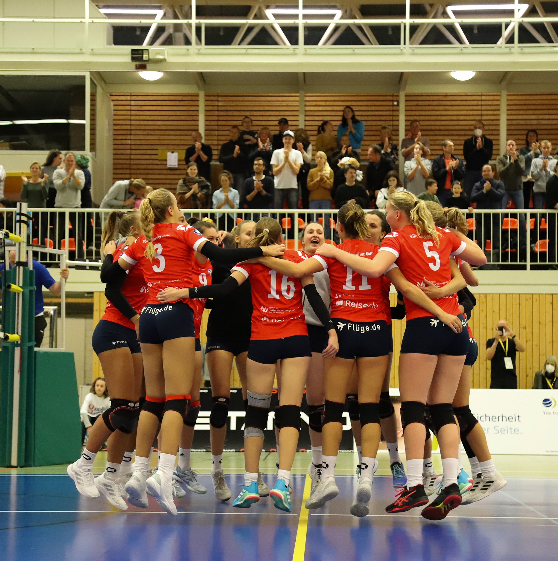 Möchte an die guten Leistungen aus den letzten beiden Saisonspiel anknüpfen: Das Volleyballteam DSHS SnowTrex Köln (Foto: Martin Miseré) Heimspiel gegen Schwerin 2