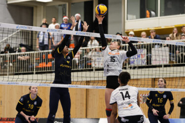 Thriller in Halle 22: DSHS SnowTrex Köln setzt sich knapp gegen TV Dingolfing durch