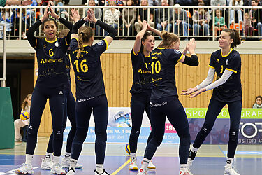 Jahresausklang in Halle 22: Spannung garantiert gegen Grimma