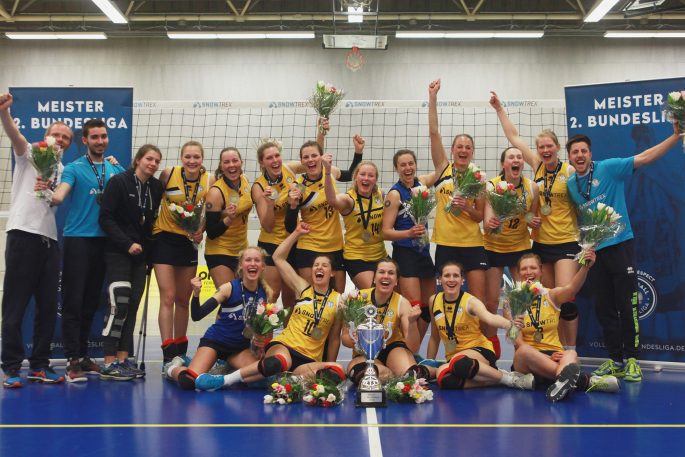 DSHS SnowTrex Köln mit Meisterpokal im Gepäck nach Oythe